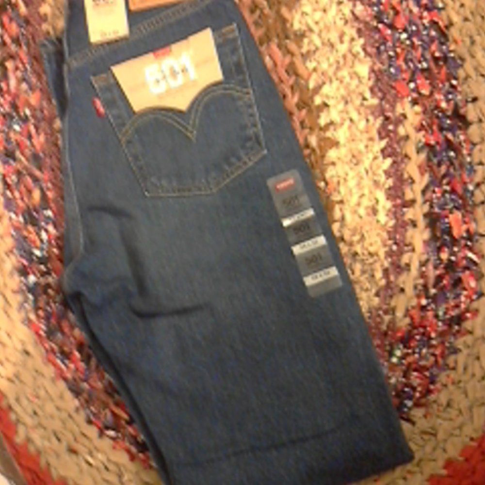 LEVIS 501 Original Button Fly  25 x 32